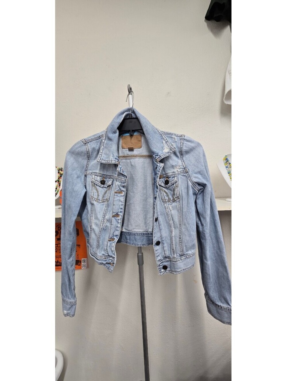 Early-2000s Y2K Hollister Light-Wash Distressed Denim Jacket – Size Large